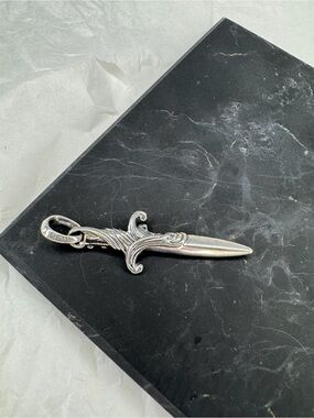 David Yurman .925 Sterling Silver Men's Waves Dagger Pendant Amulet